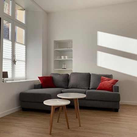 Appart Tourisme Apartment Laon Bagian luar foto