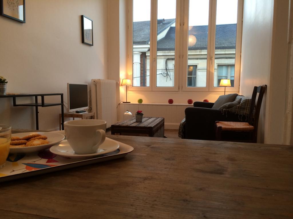 Appart Tourisme Apartment Laon Ruang foto